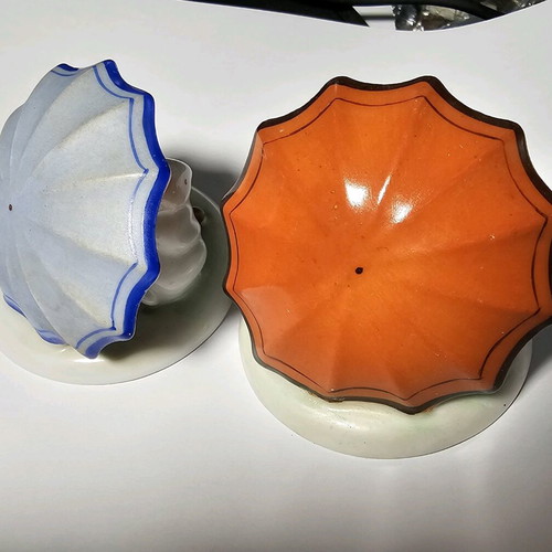 Hollohaza porcelain used, rabbits under umbrella set of 2