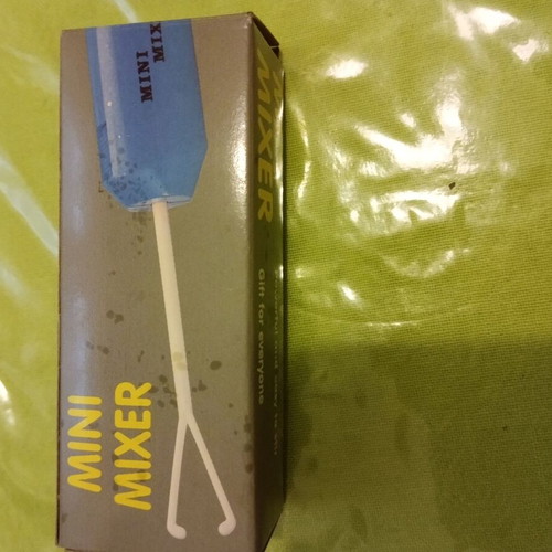 Mini mixer new, operates with two batteries