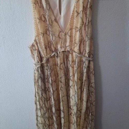 H&M dress beige, like new, size 42 with belt