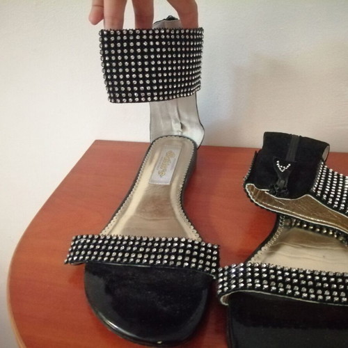 Italian women's gladiator sandals used, black leather with crystals size 39-40