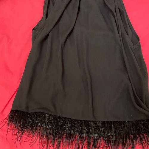 Top with feathers like new, size M, black