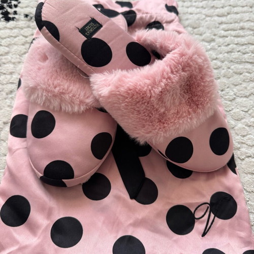 Victoria’s Secret pink slippers with polka dots and fur like new, size 36