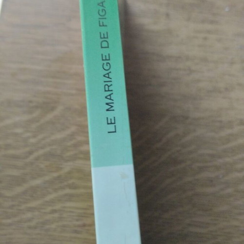 Le Mariage de Figaro book like new in French