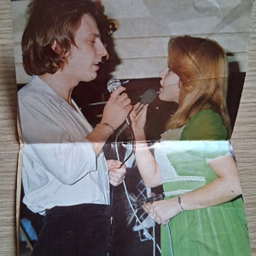 Manina magazine insert Deilina used with Betty Aryraki and Robert Williams