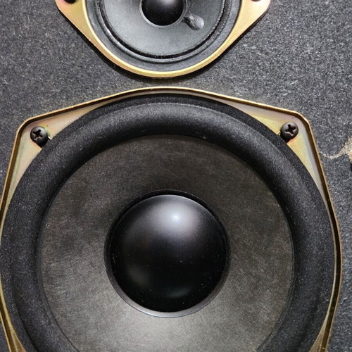 Philips two-way speakers with bass reflex, 100 watt, 6 ohm