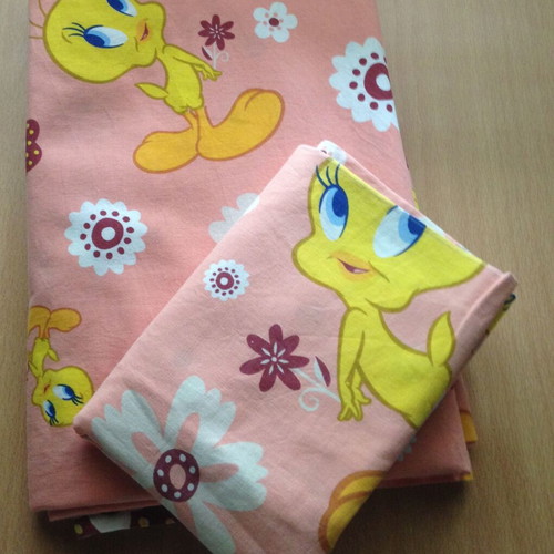 Tweety vintage bed sheet and pillowcase set