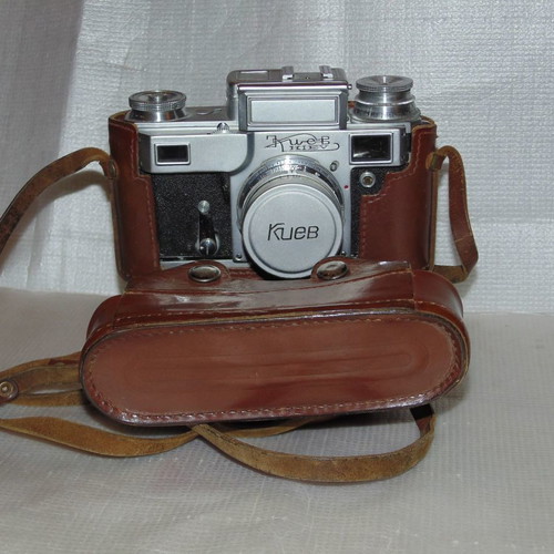 Kiev 3A 1956 camera used with 3 lenses and accessories