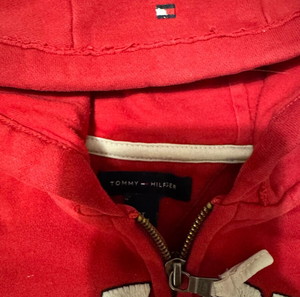 Tommy Hilfiger