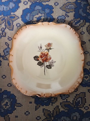 Ceramic plate like new