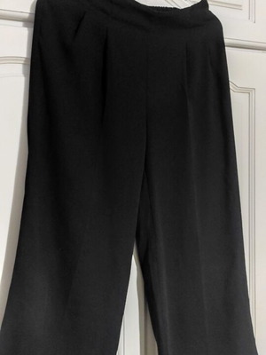 Black zip culottes new, size S