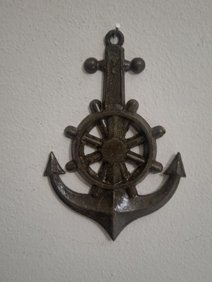 Vintage brass nautical wall decoration anchor with ship wheel