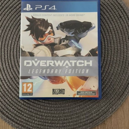 Overwatch PlayStation 4 used, fully functional