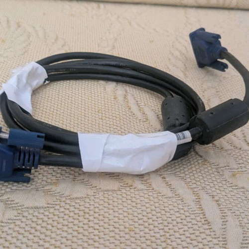 VGA cable used, 1.8 meters with male connectors