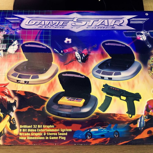 Retro 32-bit game console like new with accessories