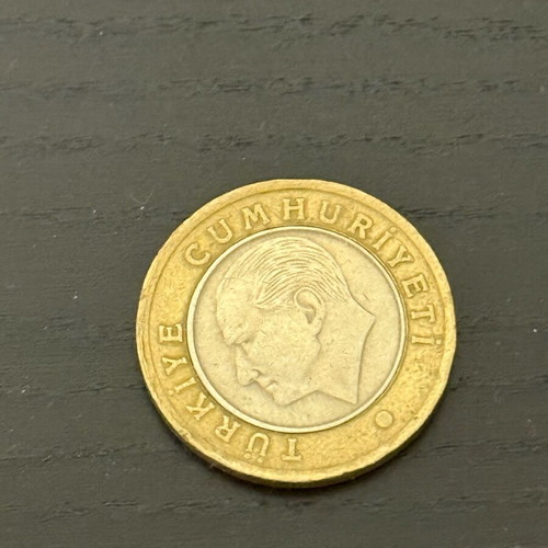 Coin 1 Turkish Lira bimetallic like new