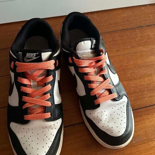 Nike Dunk Low Panda sneakers used, size 42, black and white