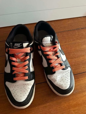 Nike Dunk Low Panda sneakers used, size 42, black and white