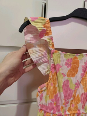 Zara summer jumpsuit like new, multicolor, size 8