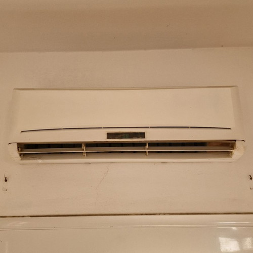 Kendo κλιματιστικό 24000 BTU μεταχειρισμένο με μικρό ελάττωμα