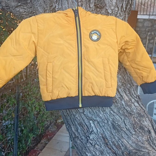 MG Kids toddler jacket like new, size 24 months, hooded, warm
