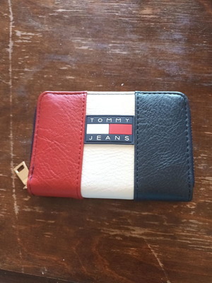 Πορτοφόλι Tommy Jeans σαν καινούργιο, πολύχρωμο με πολλές θήκες
