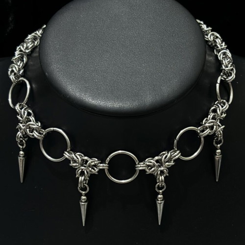 Chainmail choker necklace with spikes handmade, new, silver stainless steel