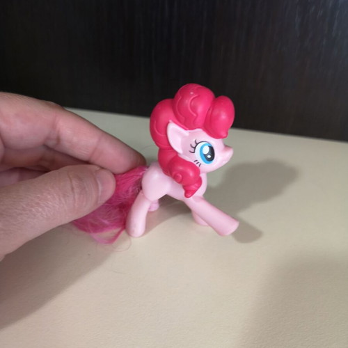 My Little Pony Hasbro figures like new, Pinkie Pie and Rainbow Dash
