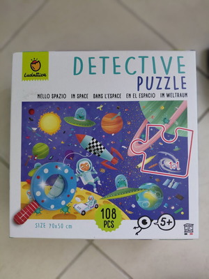 Detective Puzzle Diastima 108 Pieces Like New with Wooden Magnifier