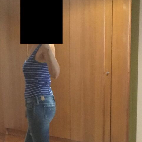 Guess jeans with rips, like new, size 27 blue