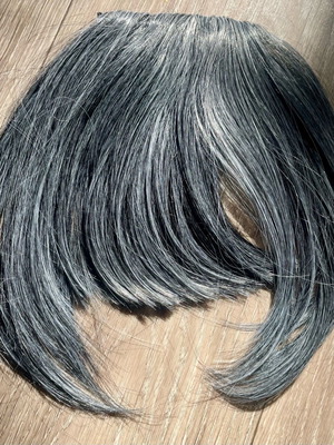 Clip-in gray bangs hair extension new, straight or wavy