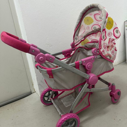 Baby stroller used with 360-degree rotating wheel