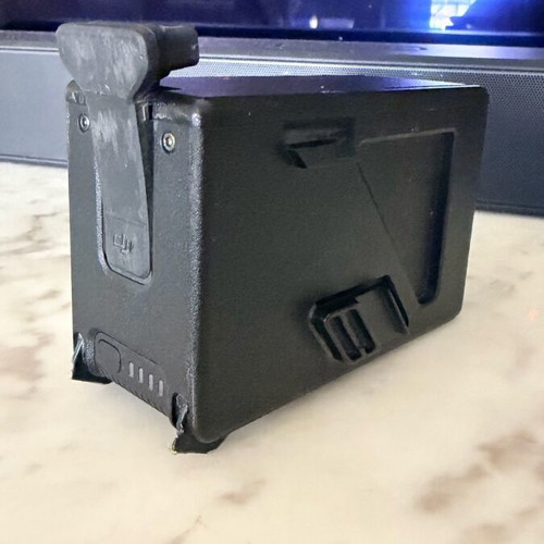 DJI FPV Battery like new with 32 charge cycles