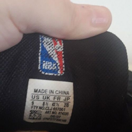Adidas NBA ,Top ten model,size 42 2/3
