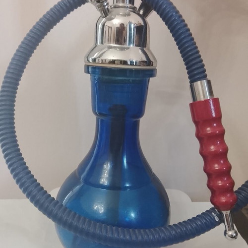 Hookah medium size used, impressive blue color