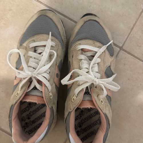 Saucony athletic shoes used, size 38.5, gray and pink