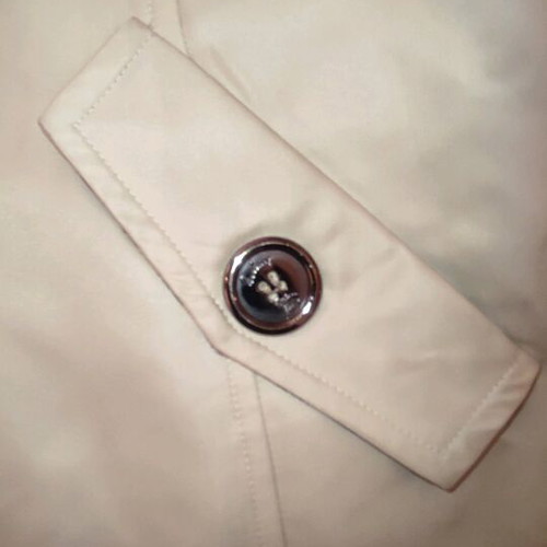 Burberry trench coat new, beige, size M