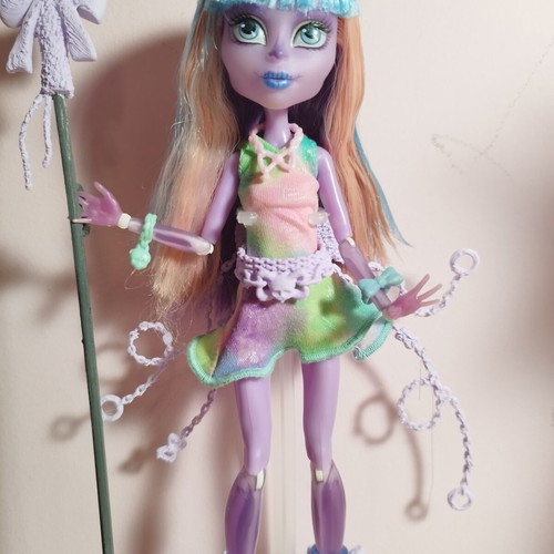 River Styxx Monster High doll like new with authentic accessories