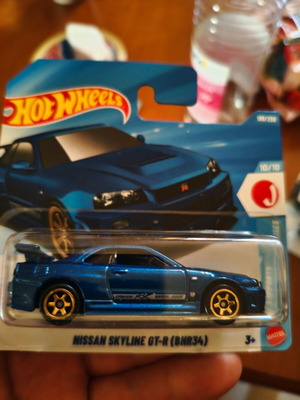 Nissan Skyline GT-R (BNR34) Hot Wheels car