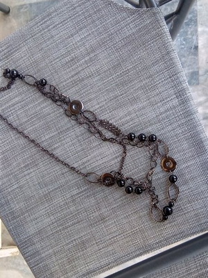 Black necklace like new