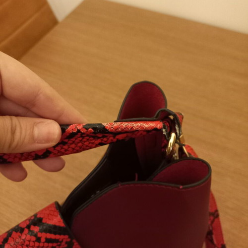 Nora's shoulder bag like new, red with matching pouch