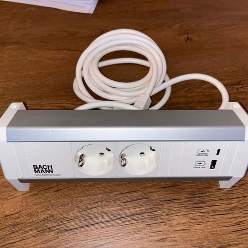Bachmann Desk 1 Aluminum power strip with Schuko sockets and USB ports