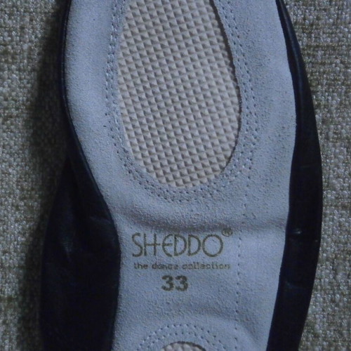 Soft Leather Sheddo Ballet Shoes size 33 new, black