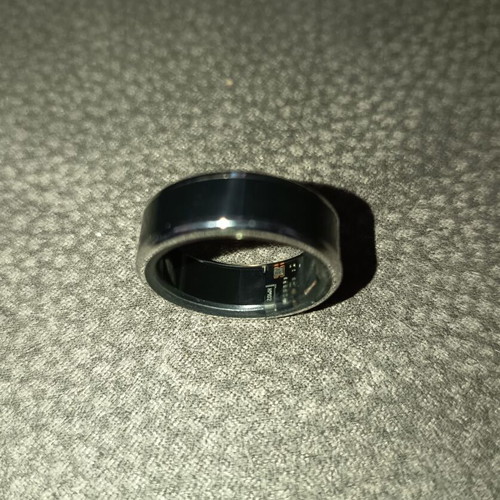 Smart ring size #8 new with Bluetooth and health monitoring