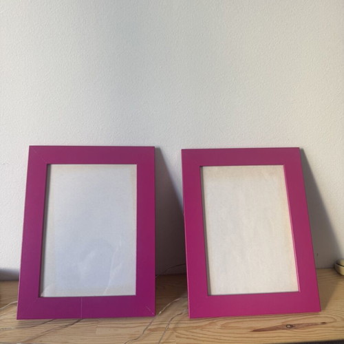Set of 2 photo frames pink like new