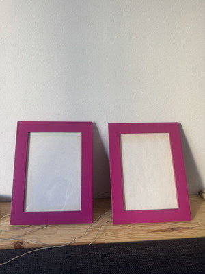 Set of 2 photo frames pink like new