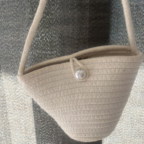 Miabag crossbody bag like new, beige knitted beach tote