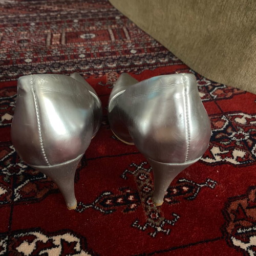 Kemal Tanca silver synthetic heels size 40 like new
