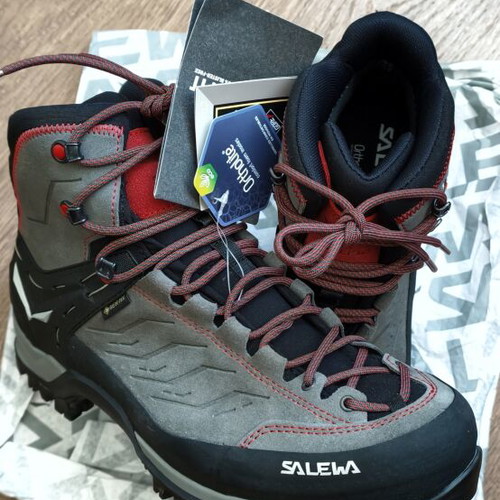 Salewa MTN Trainer Mid GTX men's trekking shoes size 43