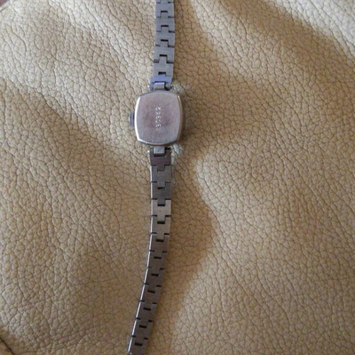 Zaria Women's Mechanical Watch mint condition, vintage USSR