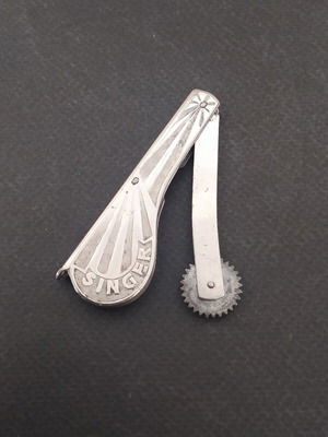 Singer sewing pattern marking tool used, art deco 1930s